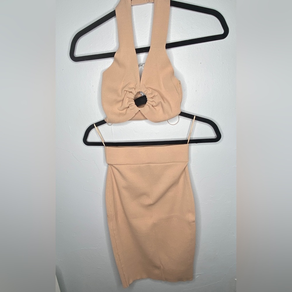 Beautiful cream skirt with crop top set for women in good condition